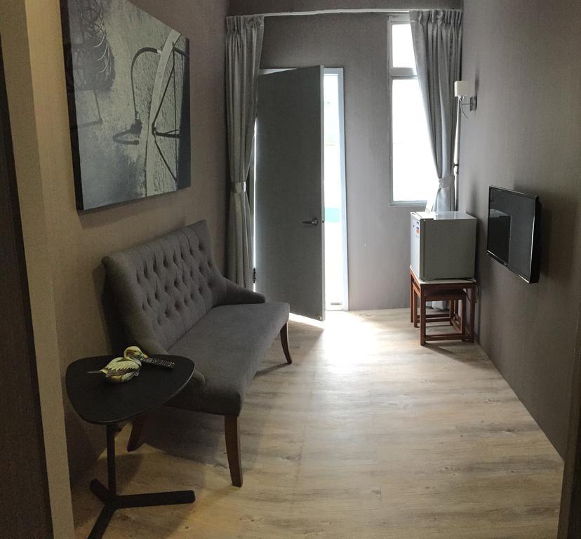 Cozy Cozy Hostel Tainan Buitenkant foto