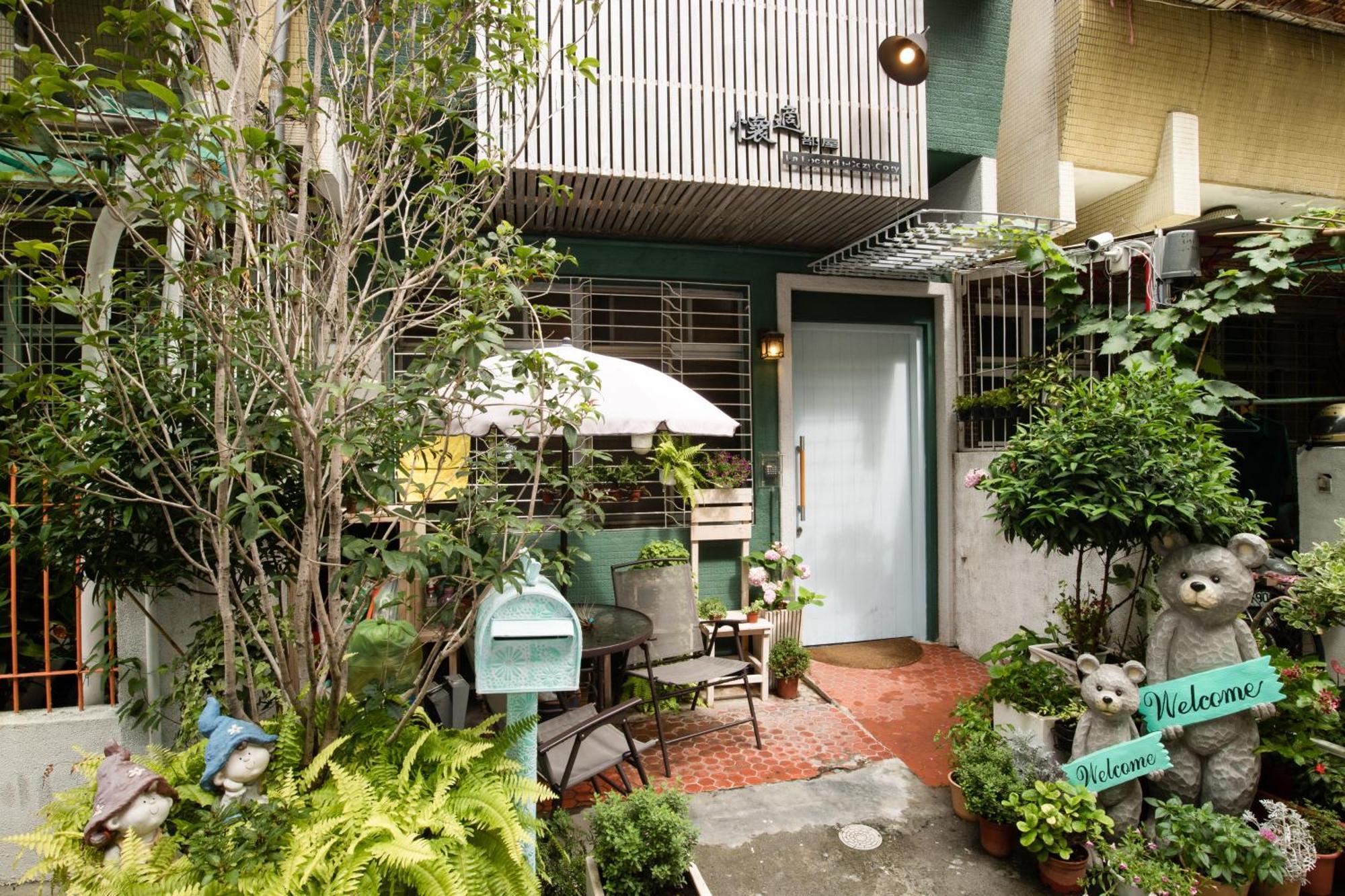 Cozy Cozy Hostel Tainan Buitenkant foto