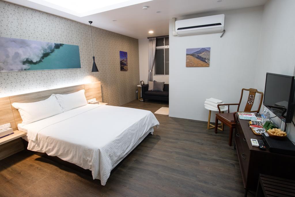 Cozy Cozy Hostel Tainan Buitenkant foto